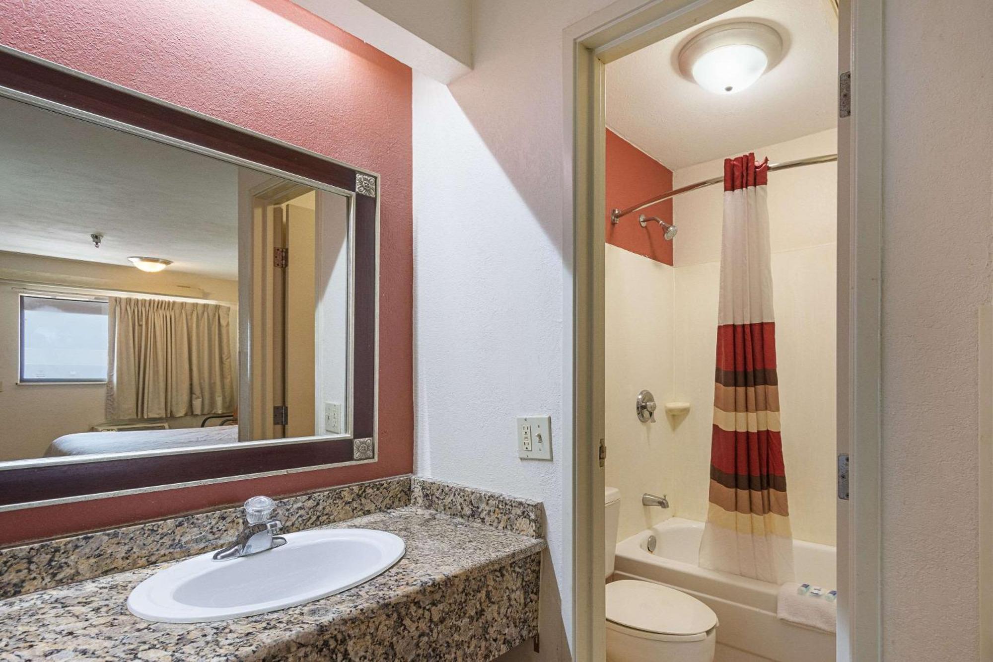 Double Room Two Double Beds Non-Smoking