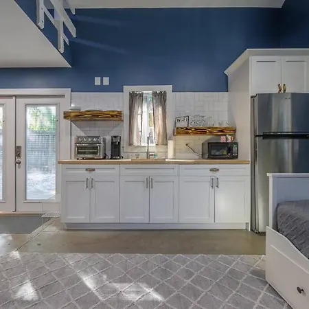 Blue Bay Suite! Near Downtown And Foodie Hot Spots-2