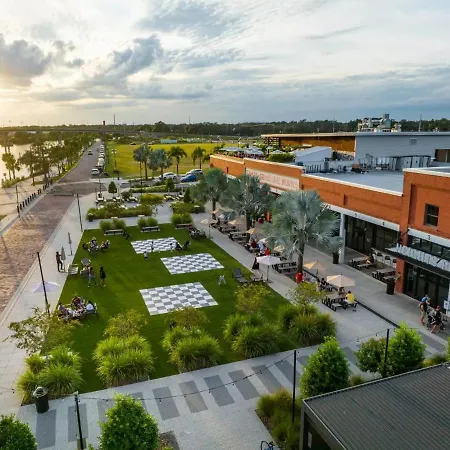 Cozy Studio Walk To Raymond James Stadium-2